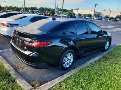 2025 Toyota Camry LE