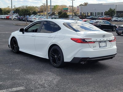 2025 Toyota Camry SE