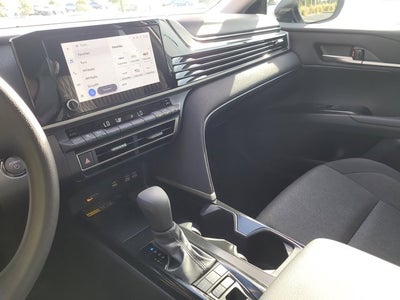 2025 Toyota Camry LE