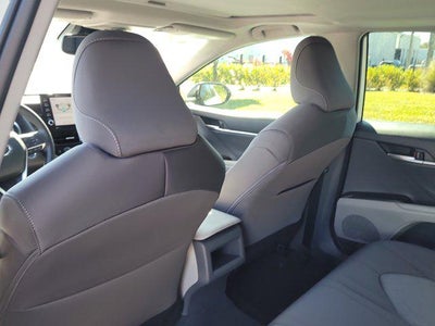 2024 Toyota Camry Hybrid LE