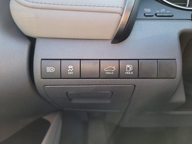 2024 Toyota Camry Hybrid LE