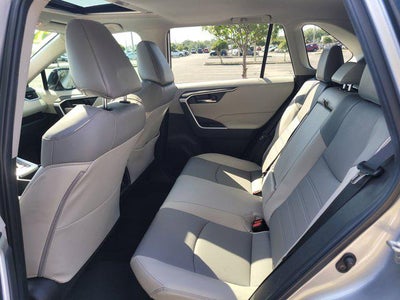 2022 Toyota RAV4 HYBRID Hybrid XLE Premium