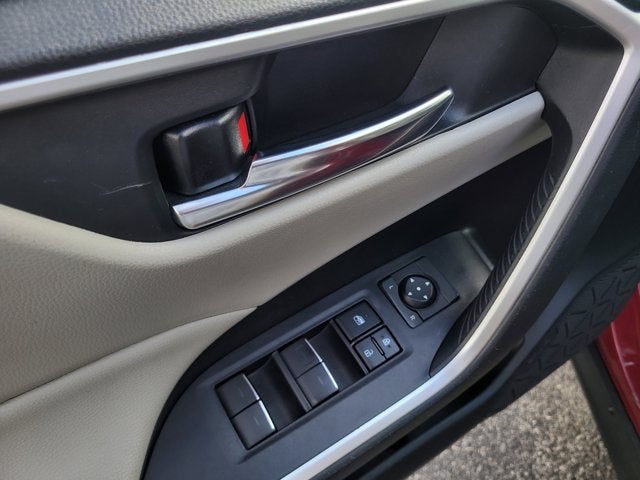 2022 Toyota RAV4 HYBRID Hybrid XLE