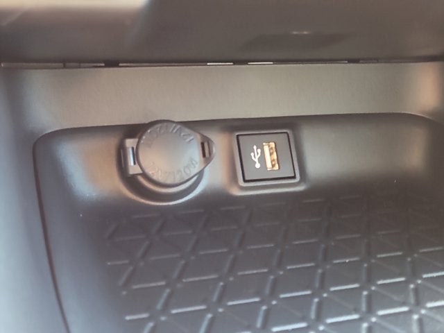 2025 Toyota RAV4 HYBRID Hybrid XLE