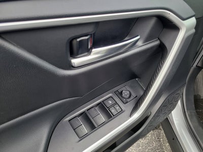 2022 Toyota RAV4 HYBRID Hybrid SE