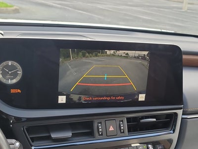 2025 Lexus ES 300h ES 300h