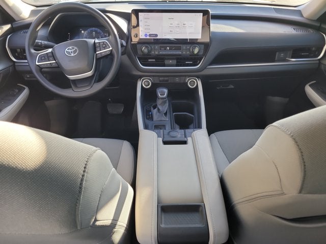 2025 Toyota Grand Highlander LE
