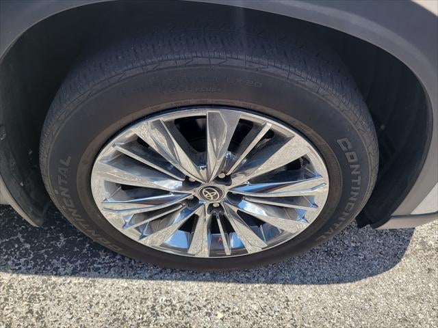 2024 Toyota Grand Highlander Platinum