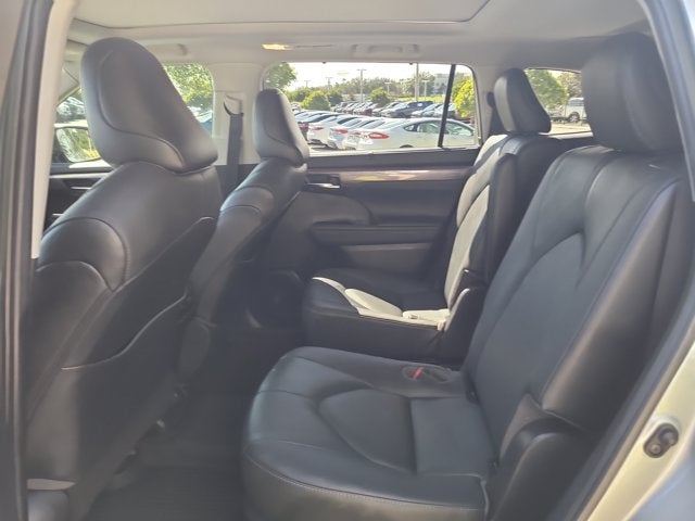 2021 Toyota Highlander Platinum