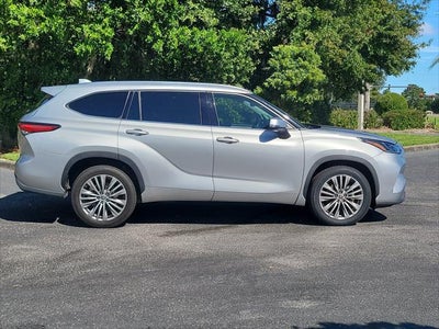 2021 Toyota Highlander Platinum