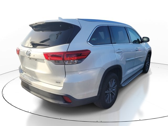2018 Toyota Highlander SE
