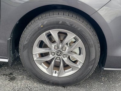 2025 Toyota Sienna XLE