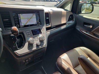2019 Toyota SIENNA LTD PREM Limited Premium