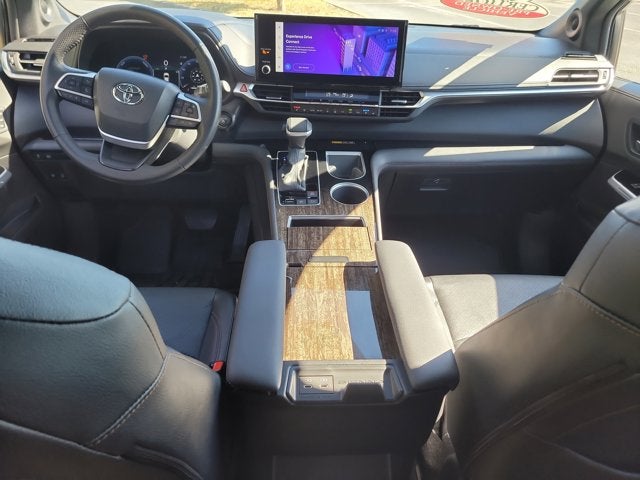 2025 Toyota SIENNA LIMITED Limited