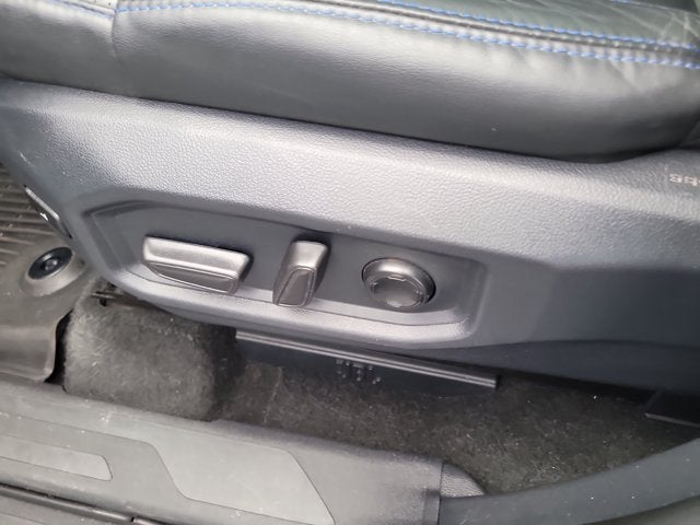 2023 Toyota Tundra i-FORCE MAX Platinum Hybrid