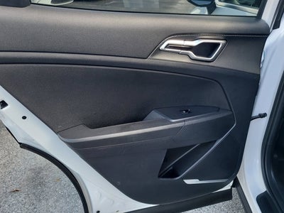 2025 Kia Sportage LX