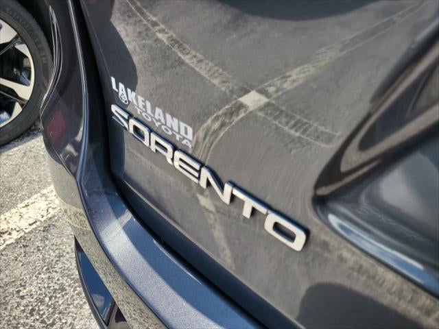 2020 Kia Sorento LX