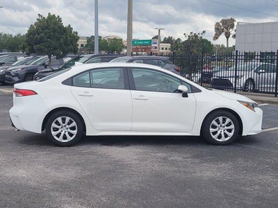 2025 Toyota COROLLA LE