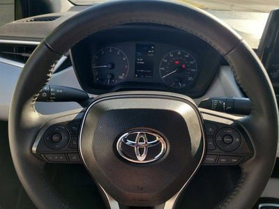 2025 Toyota COROLLA SE