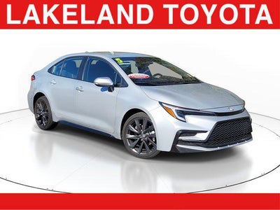 2025 Toyota COROLLA SE