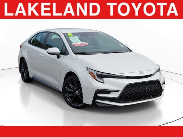 2025 Toyota COROLLA SE
