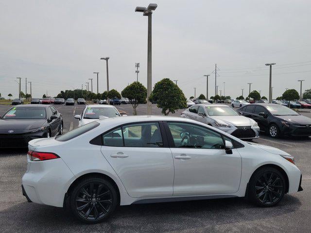 2025 Toyota COROLLA SE