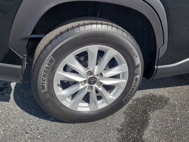 2023 Toyota Corolla Cross LE