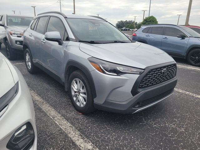 2024 Toyota Corolla Cross LE