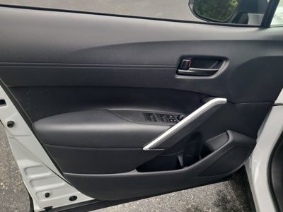 2025 Toyota Corolla Cross LE