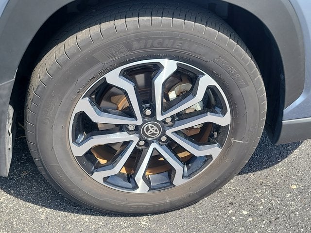 2024 Toyota Corolla Cross Hybrid SE