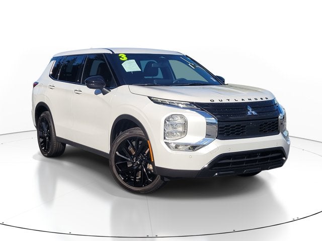 2023 Mitsubishi Outlander SE Black Edition