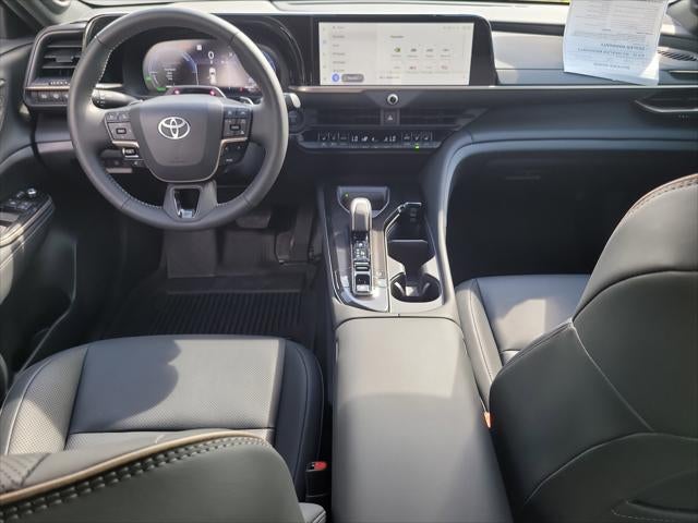 2025 Toyota Toyota Crown Signia Limited