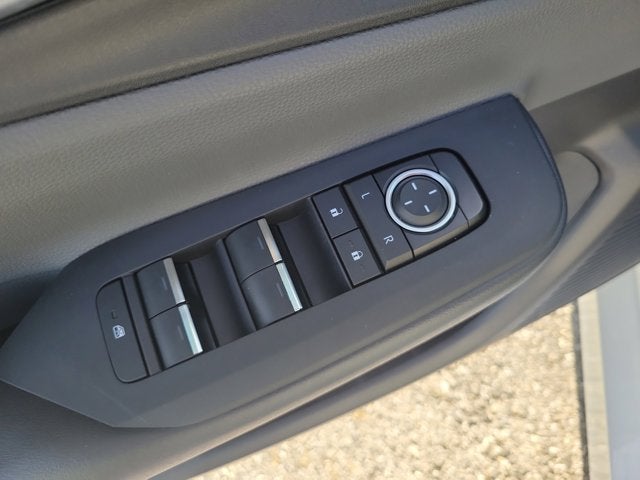 2025 Toyota PRIUS XLE