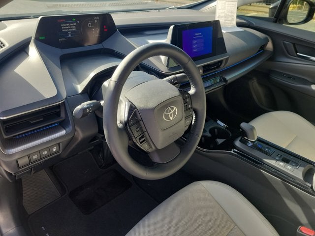 2025 Toyota PRIUS XLE
