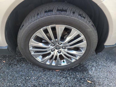 2023 Toyota Venza Limited