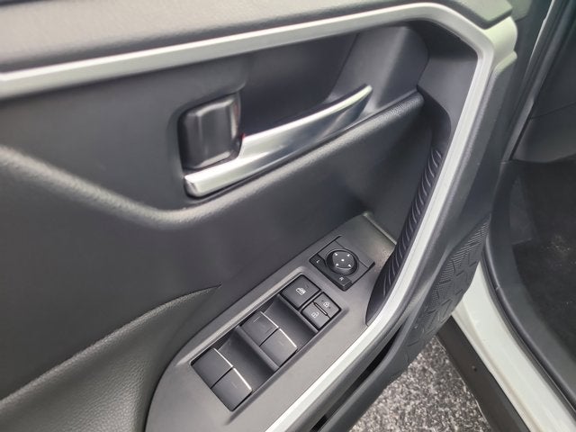 2022 Toyota RAV4 HYBRID Hybrid SE