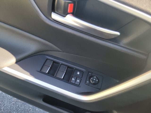 2025 Toyota RAV4 Plug-in Hybrid SE