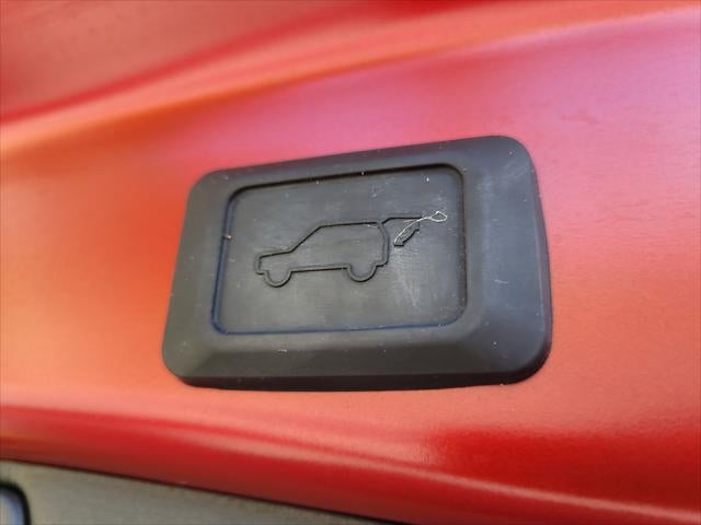 2025 Toyota RAV4 Plug-in Hybrid SE