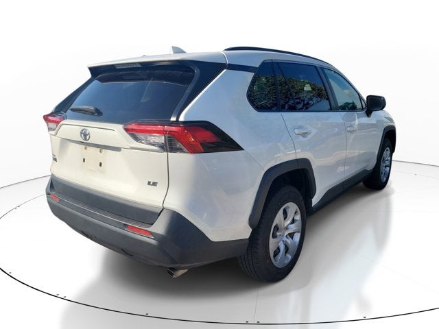 2020 Toyota RAV4 LE