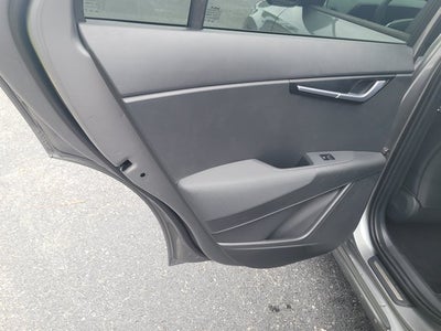 2023 Kia Niro SX