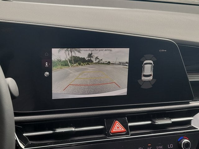 2023 Kia Niro SX