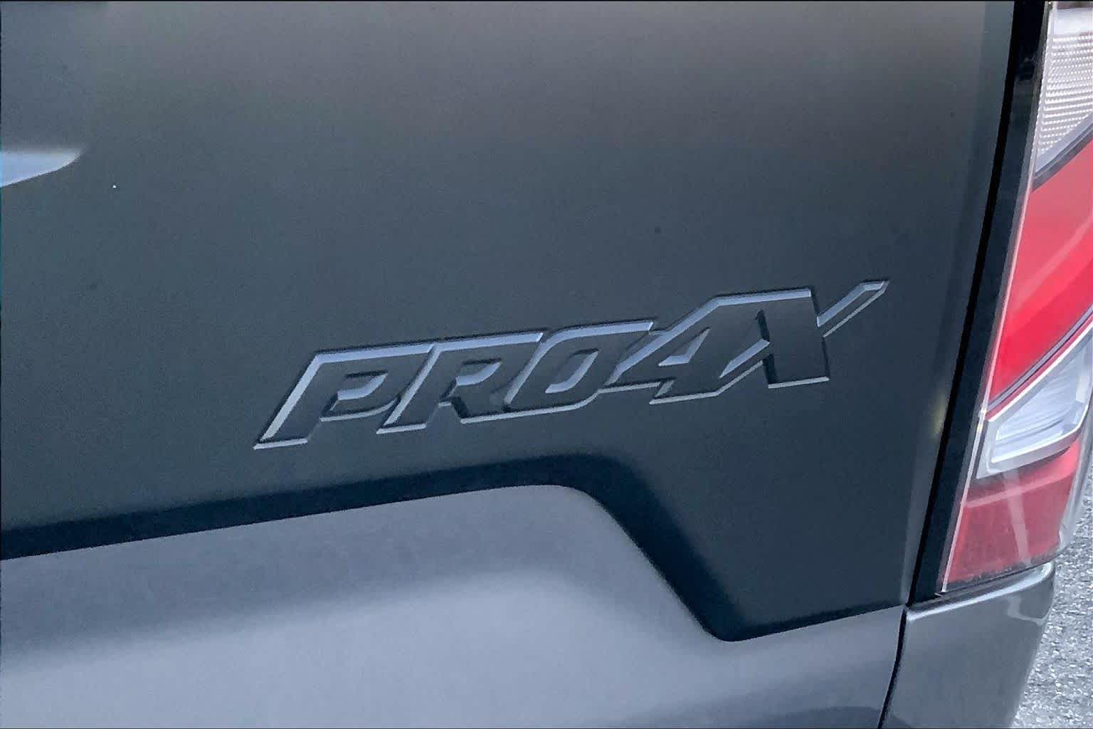 2024 Nissan Titan PRO-4X