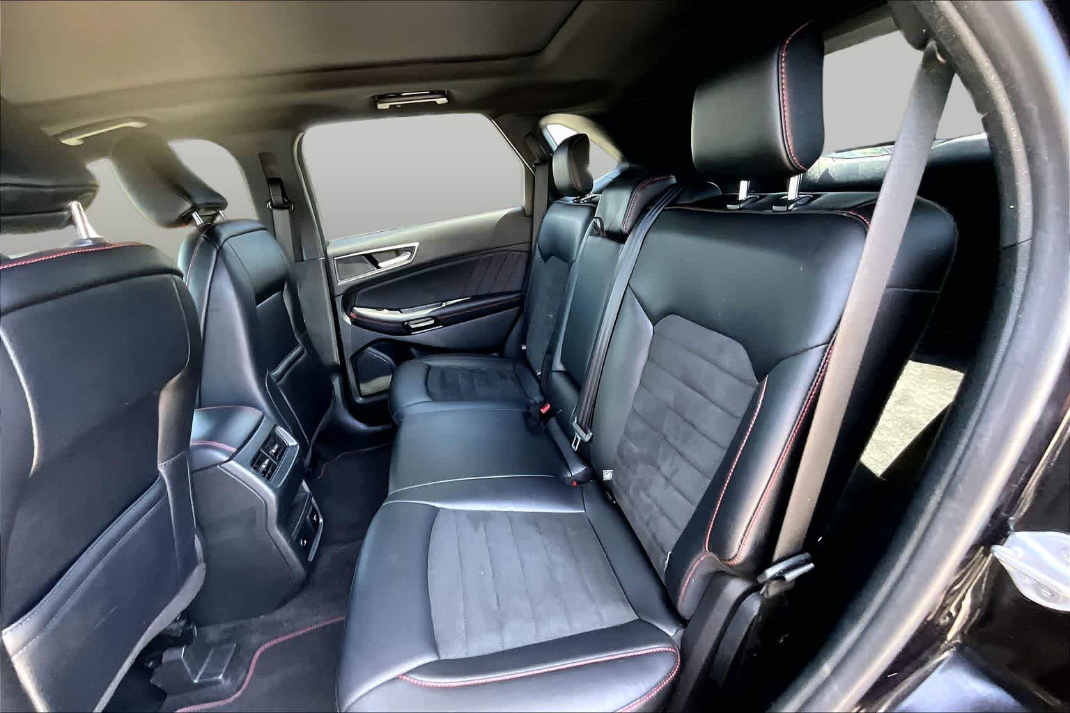 2022 Ford Edge ST-Line