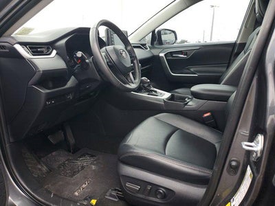 2020 Toyota RAV4 XLE Premium