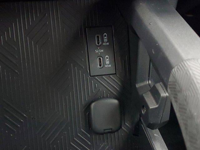 2025 Toyota Tacoma 4WD SR5