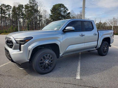 2025 Toyota Tacoma 4WD SR5