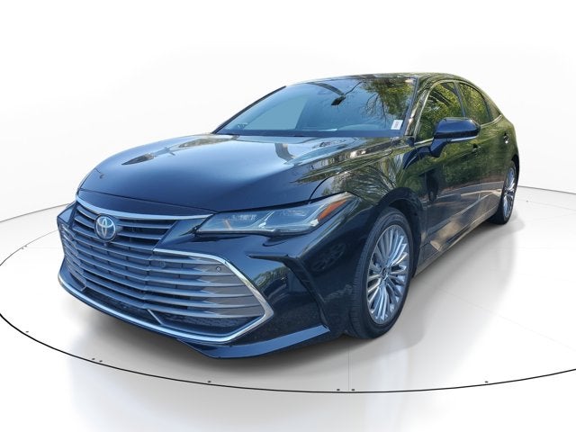 2022 Toyota Avalon Hybrid Limited