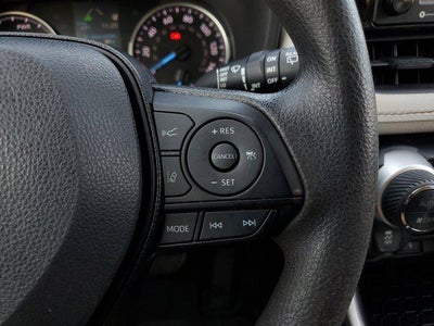 2021 Toyota RAV4 Hybrid XLE