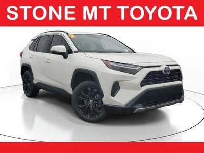 2022 Toyota RAV4 Hybrid SE