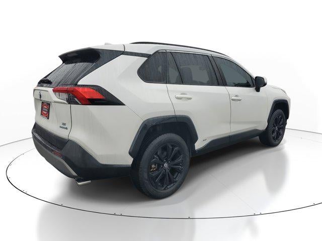 2022 Toyota RAV4 Hybrid SE
